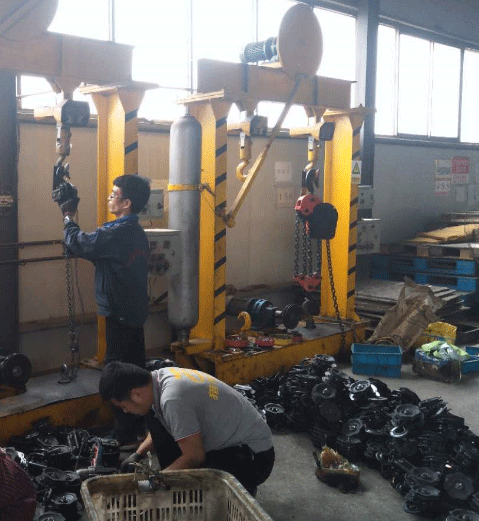 群吊电动葫芦不运行的问题