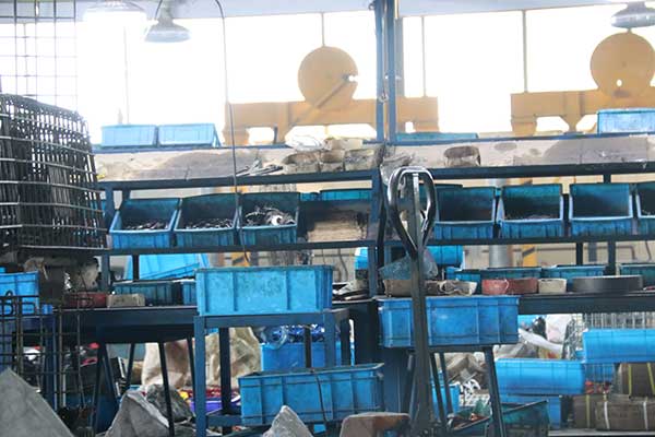 高空强者—爬架电动葫芦