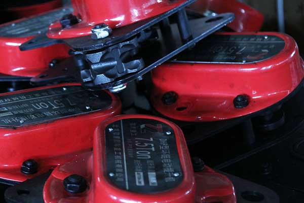 群吊电动葫芦和普通环链葫芦哪个使用时间更长